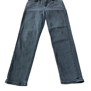 American Eagle Mom Jeans Gray in Color Size 4